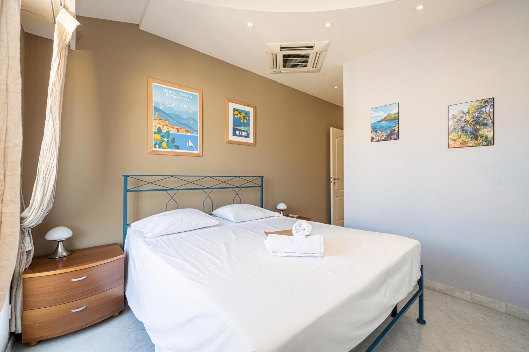 Victoria Bergamote Attic - Happy Rentals Menton Exteriör bild
