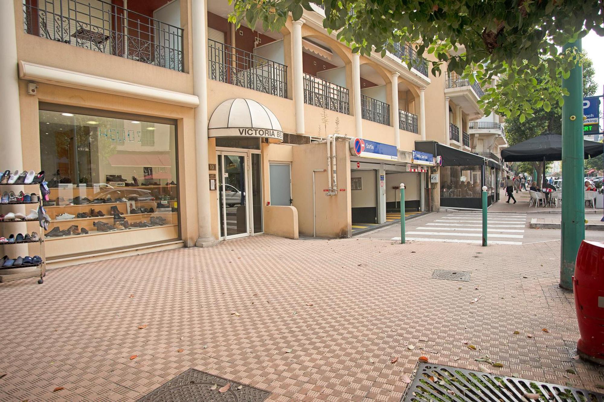 Victoria Bergamote Attic - Happy Rentals Menton Exteriör bild