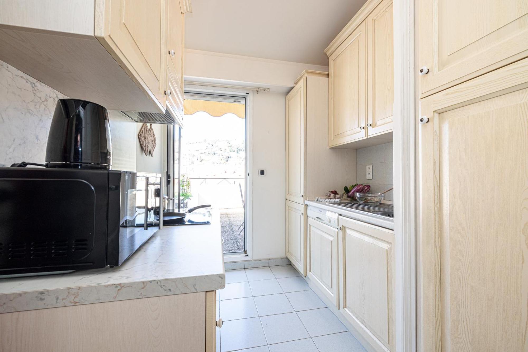 Victoria Bergamote Attic - Happy Rentals Menton Exteriör bild