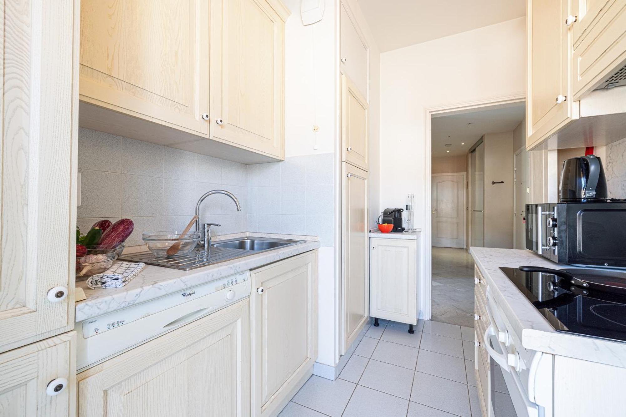 Victoria Bergamote Attic - Happy Rentals Menton Exteriör bild
